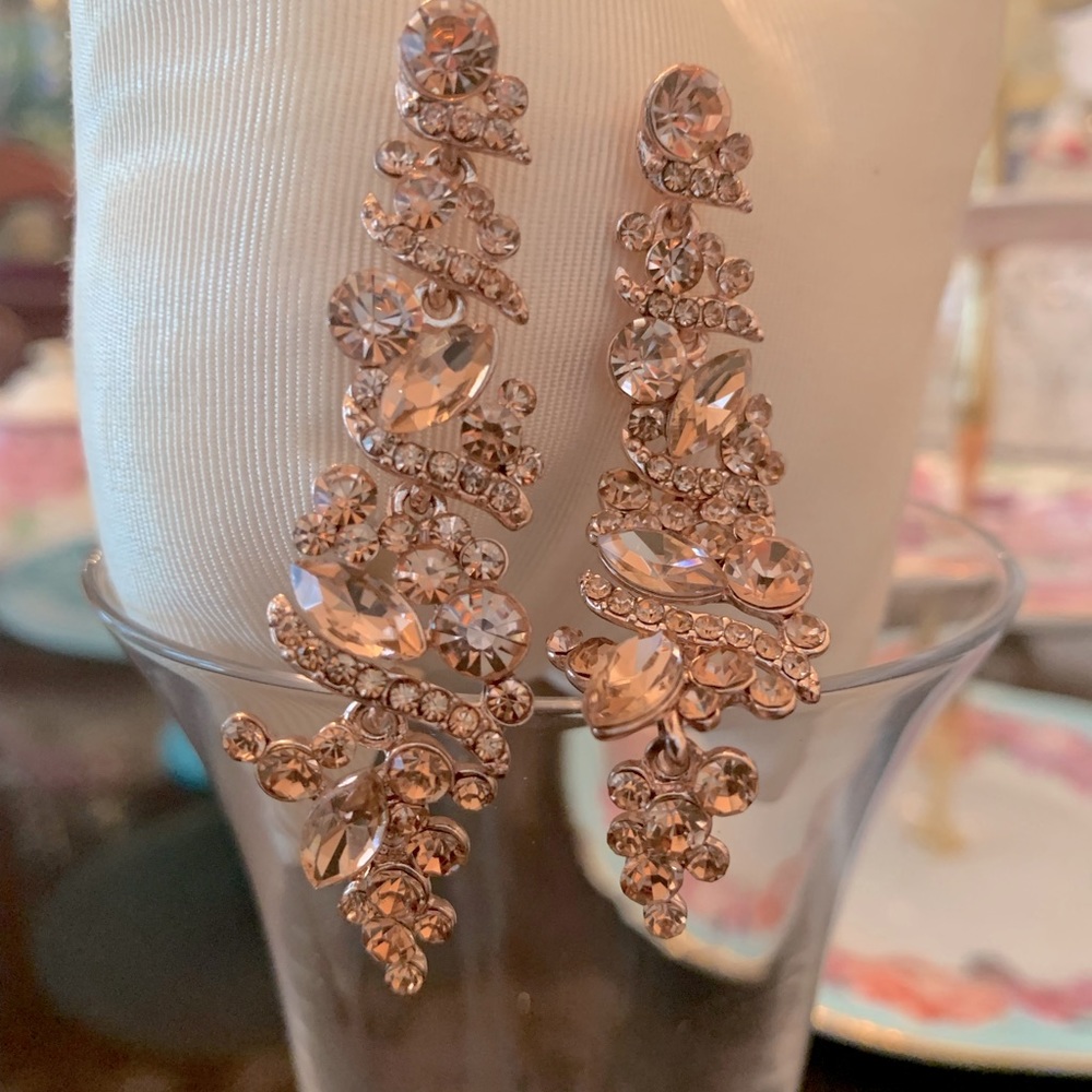 Morganite rhinestone dangles NWTS